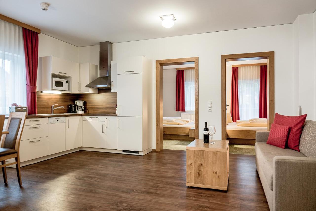 Die Barbara Appartements & Zimmer Schladming Exterior foto