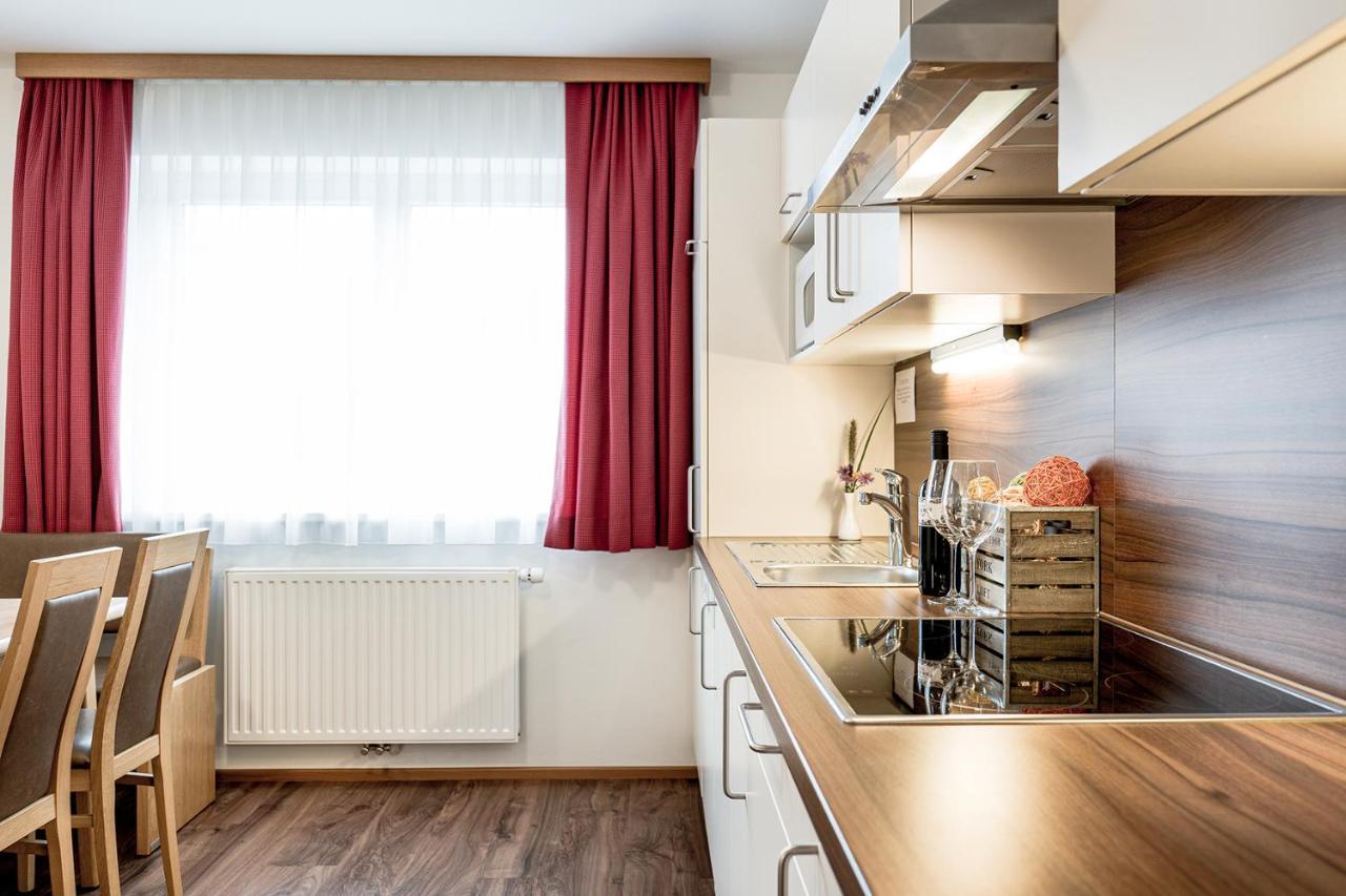 Die Barbara Appartements & Zimmer Schladming Exterior foto