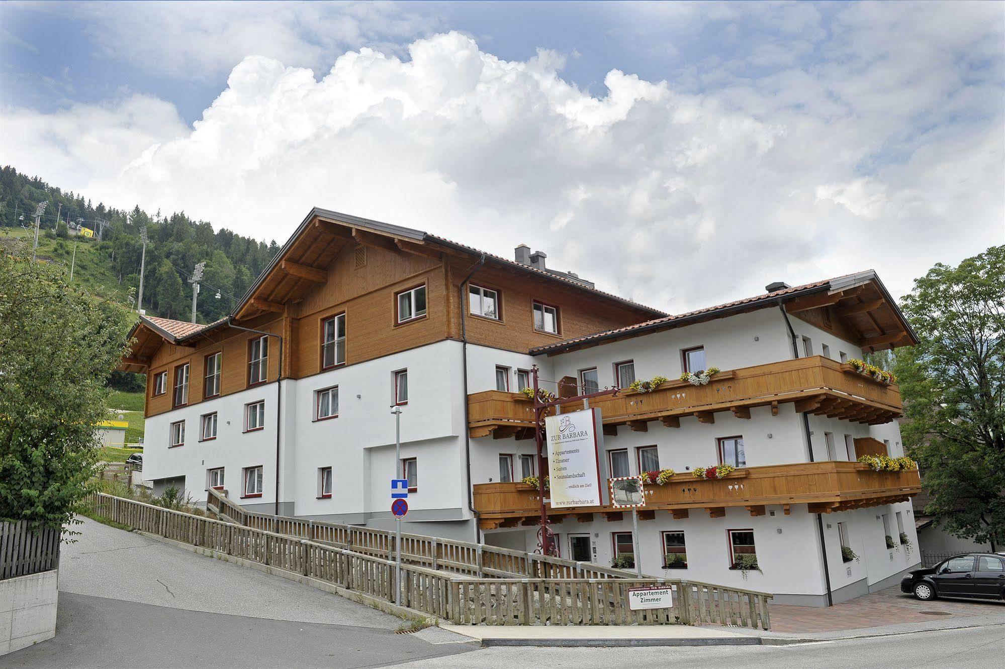 Die Barbara Appartements & Zimmer Schladming Exterior foto